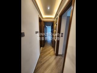 Mid Levels Central - Goldwin Heights 05