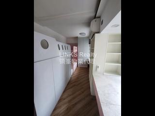 Mid Levels Central - Goldwin Heights 06
