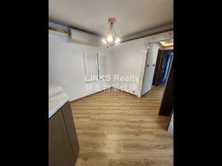Mid Levels Central - Goldwin Heights 07