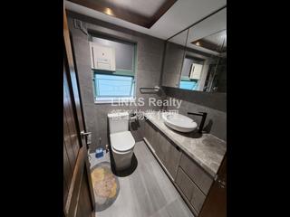 Mid Levels Central - Goldwin Heights 09