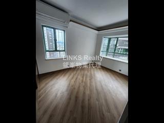 Mid Levels Central - Goldwin Heights 10