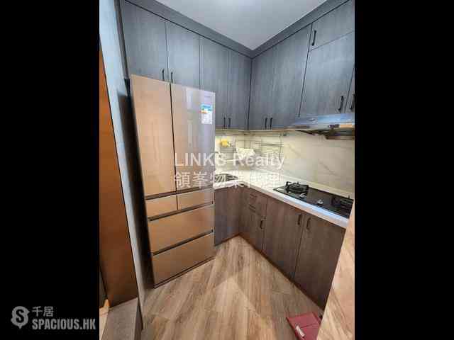 Mid Levels Central - Goldwin Heights 11