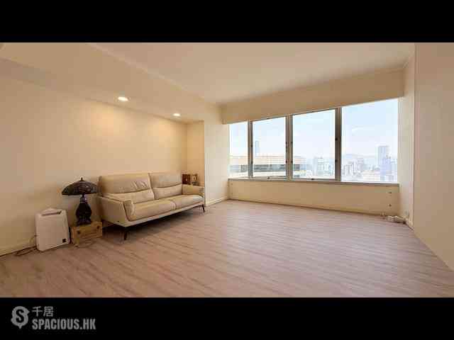 Wan Chai - Convention Plaza Apartments 01