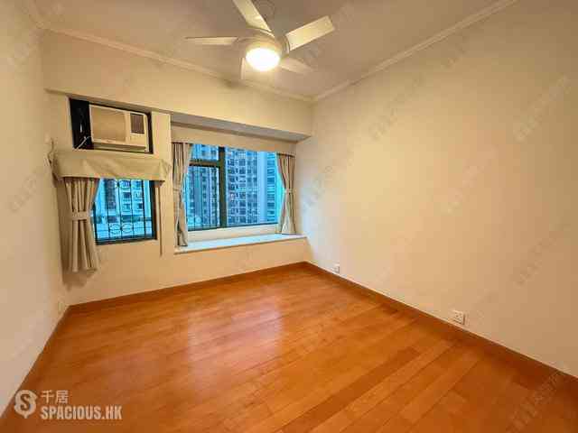 Mid Levels Central - Robinson Place 06