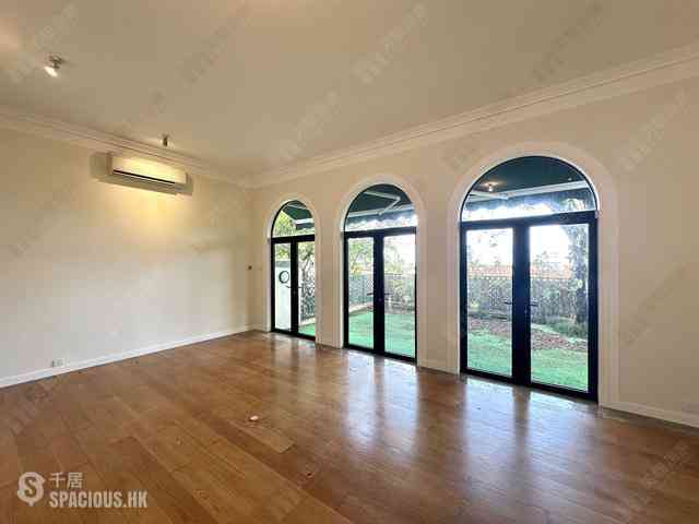 The Peak - Strawberry Hill 03