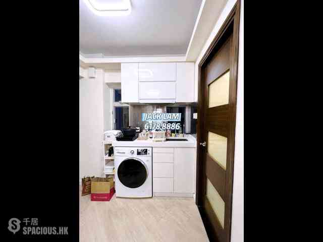 Tsim Sha Tsui - Green View Court 09