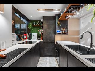 Shau Kei Wan - Island Garden 08