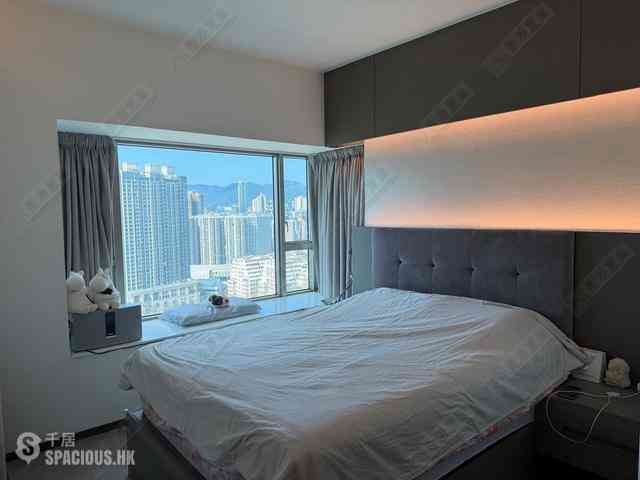 West Kowloon - Sorrento 07
