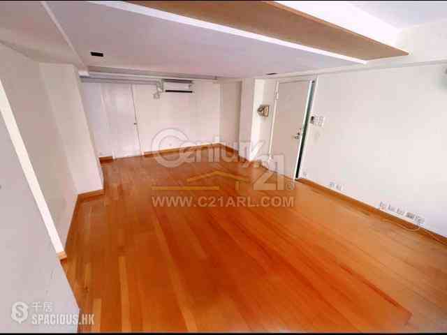 Happy Valley - 2, Wang Tak Street 02