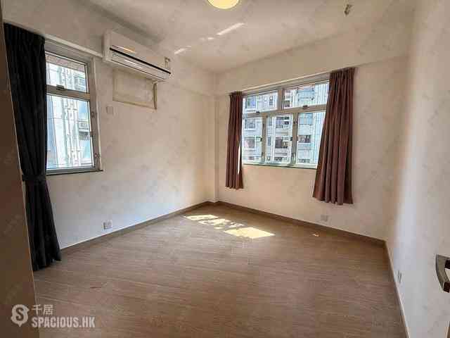 Mid Levels Central - Jing Tai Garden Mansion 10