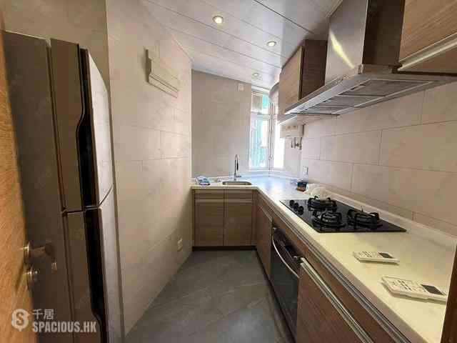 Mid Levels Central - Jing Tai Garden Mansion 12
