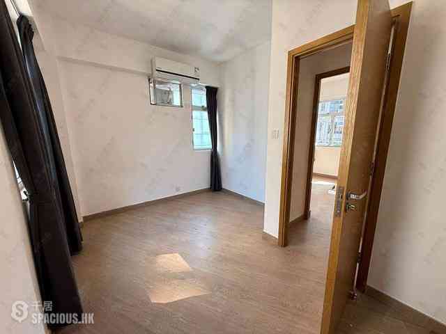 Mid Levels Central - Jing Tai Garden Mansion 13