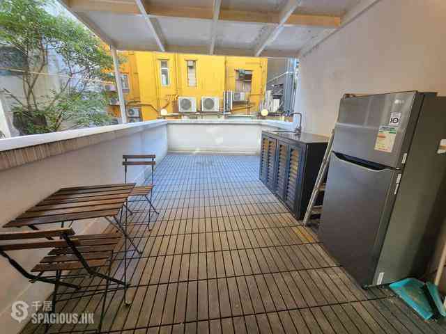 Soho - 32A-32C, Staunton Street 01