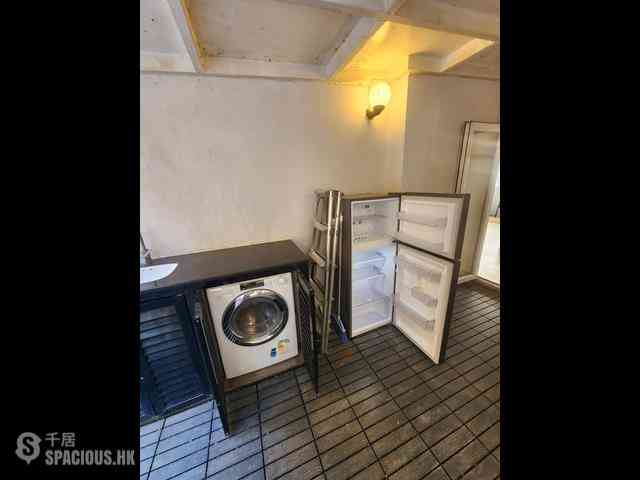 Soho - 32A-32C, Staunton Street 11