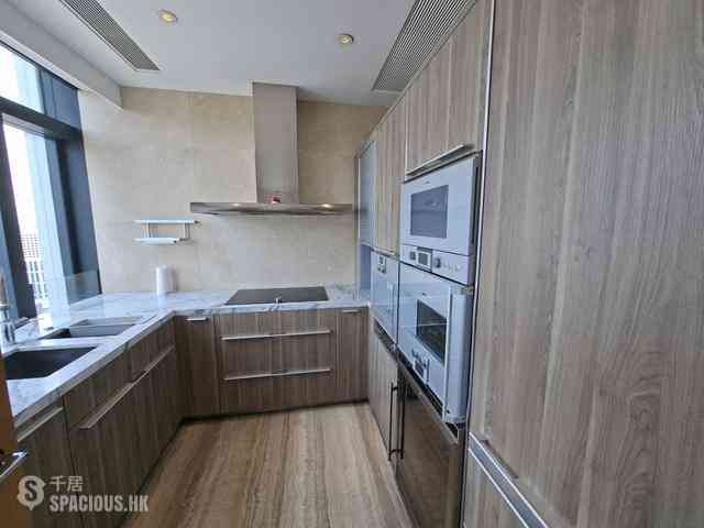 Mid Levels Central - Gramercy 07