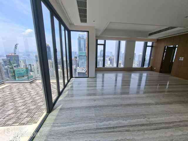 Mid Levels Central - Gramercy 01