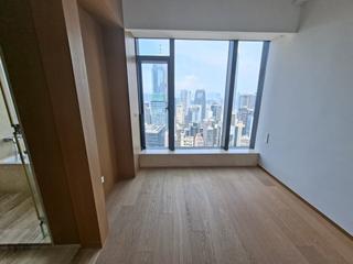 Mid Levels Central - Gramercy 10
