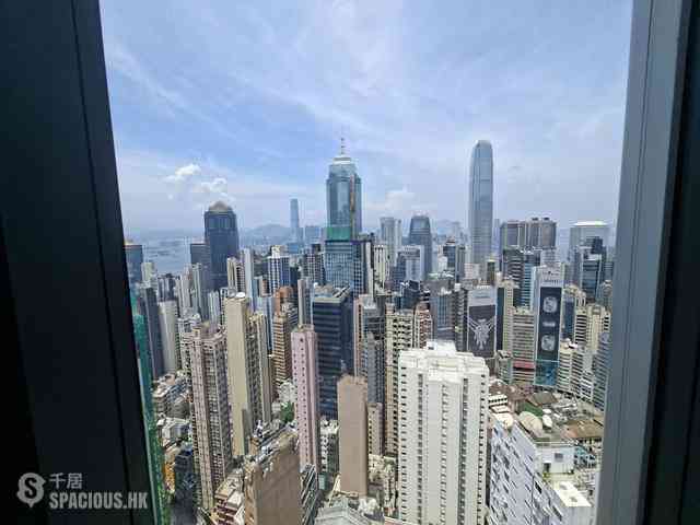 Mid Levels Central - Gramercy 11