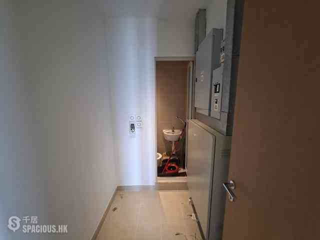 Mid Levels Central - Gramercy 13