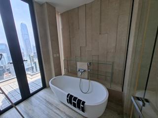 Mid Levels Central - Gramercy 17