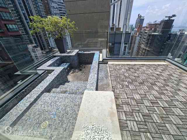 Mid Levels Central - Gramercy 05