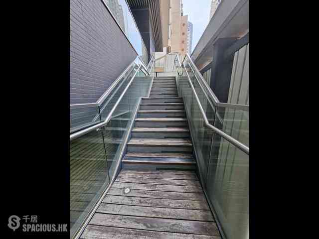 Mid Levels Central - Gramercy 23
