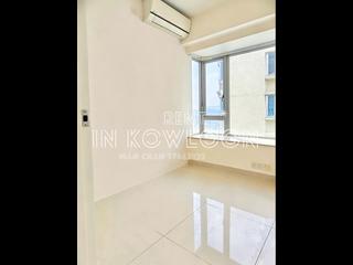Tai Kok Tsui - Hampton Place 07