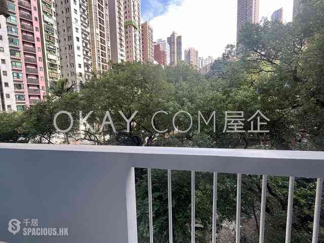 Mid Levels West - Hing Wah Mansions 01