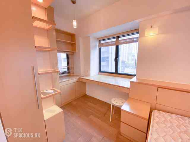 Poho - Rich View Terrace 03