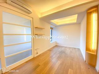 Poho - Rich View Terrace 02
