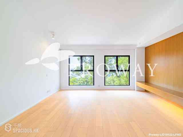 The Peak - Strawberry Hill 06