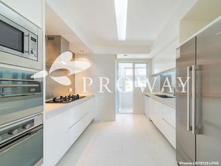 The Peak - Strawberry Hill 11