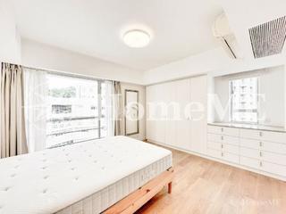 Leighton Hill - Rose Court 18