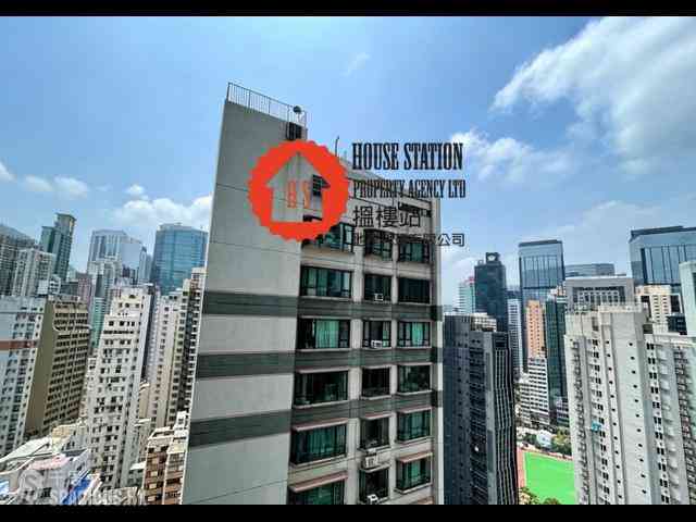 Wan Chai - The Avenue 01