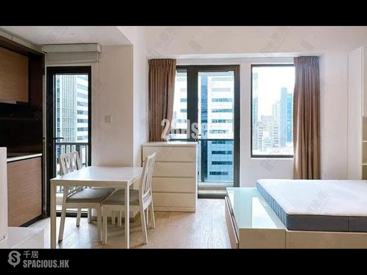 Wan Chai - L' Wanchai 01