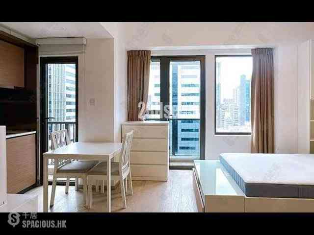 Wan Chai - L' Wanchai 01