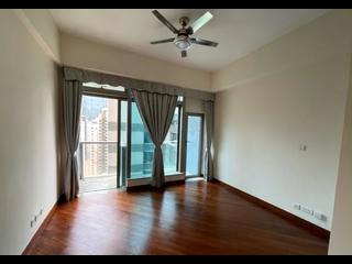 Wan Chai - The Avenue 04