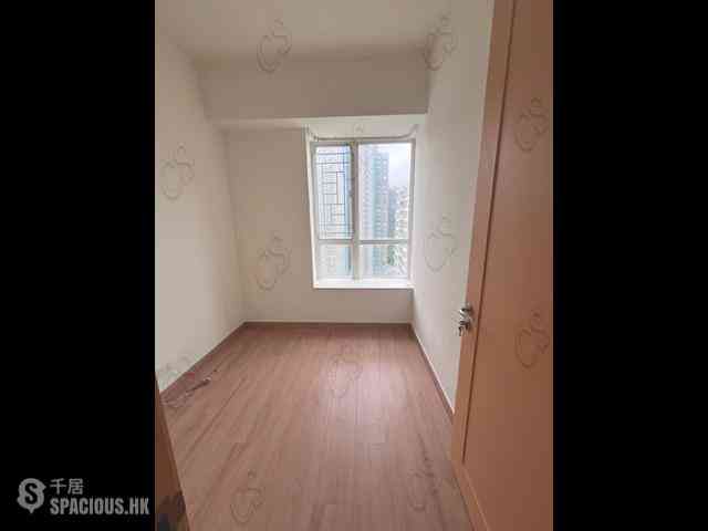 Quarry Bay - The Orchards Block 1 08