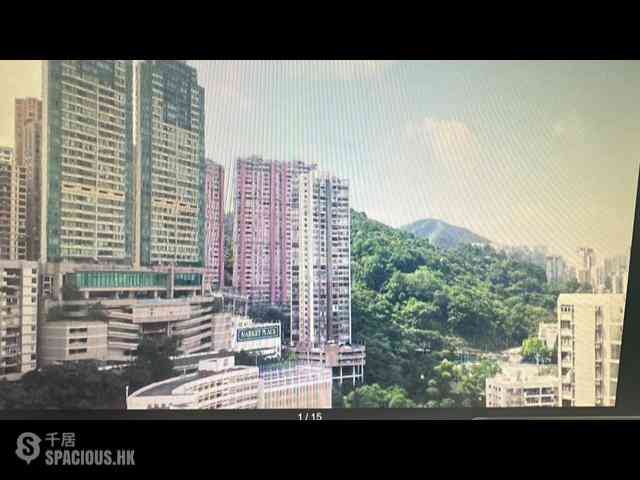 Fortress Hill - Le Sommet Block 2 01