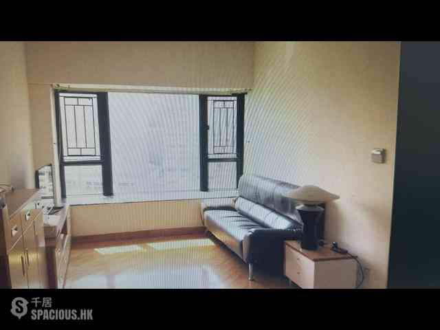 Fortress Hill - Le Sommet Block 2 04