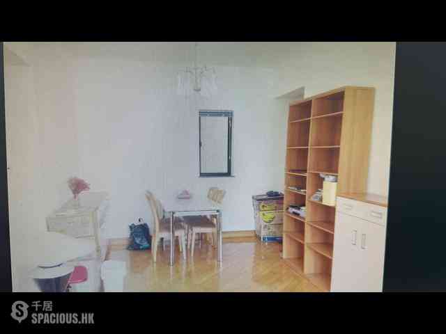 Fortress Hill - Le Sommet Block 2 05