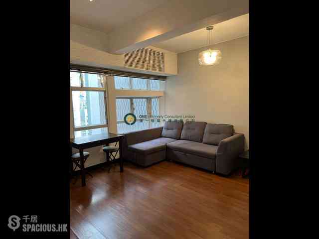 Sheung Wan - Man Bond Building 01