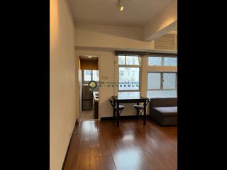 Sheung Wan - Man Bond Building 02