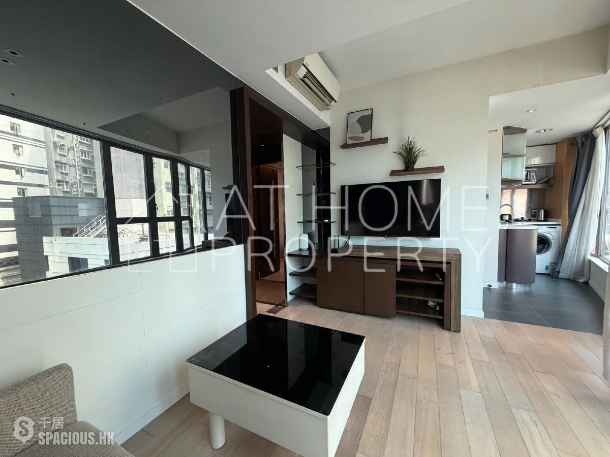 Central - Knight on Wyndham 01