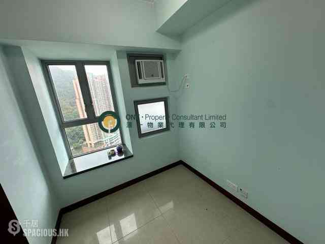 Kennedy Town - The Merton 06
