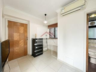 Mid Levels West - Wilton Place 02
