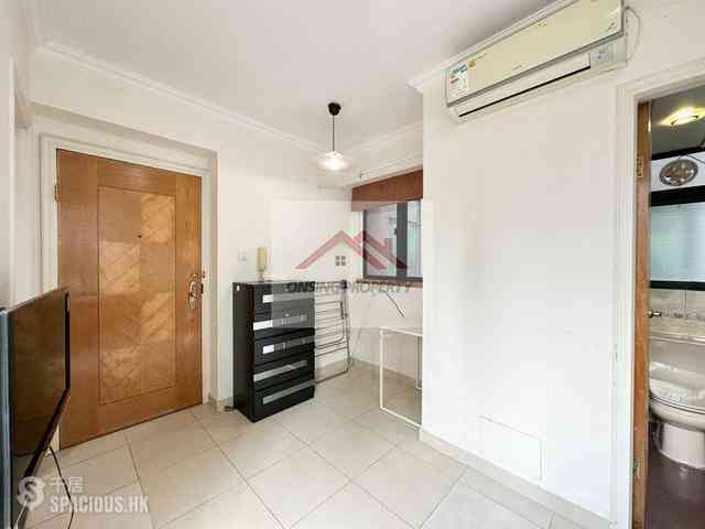 Mid Levels West - Wilton Place 02