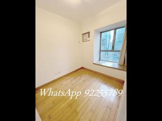 Sheung Wan - Queen's Terrace 02