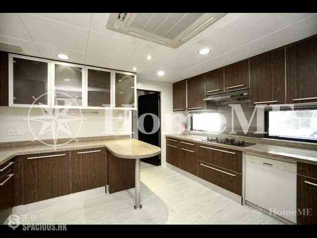 Repulse Bay - The Somerset 14