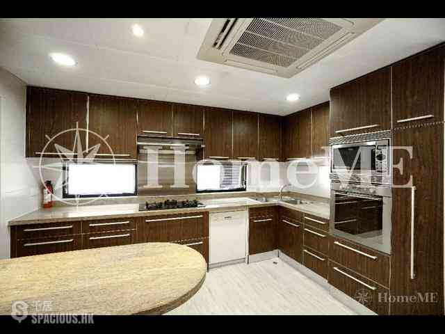 Repulse Bay - The Somerset 15